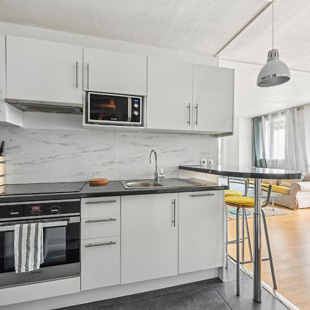 Chic And Comfortable Apart With Balcony Levallois-Perret Dış mekan fotoğraf
